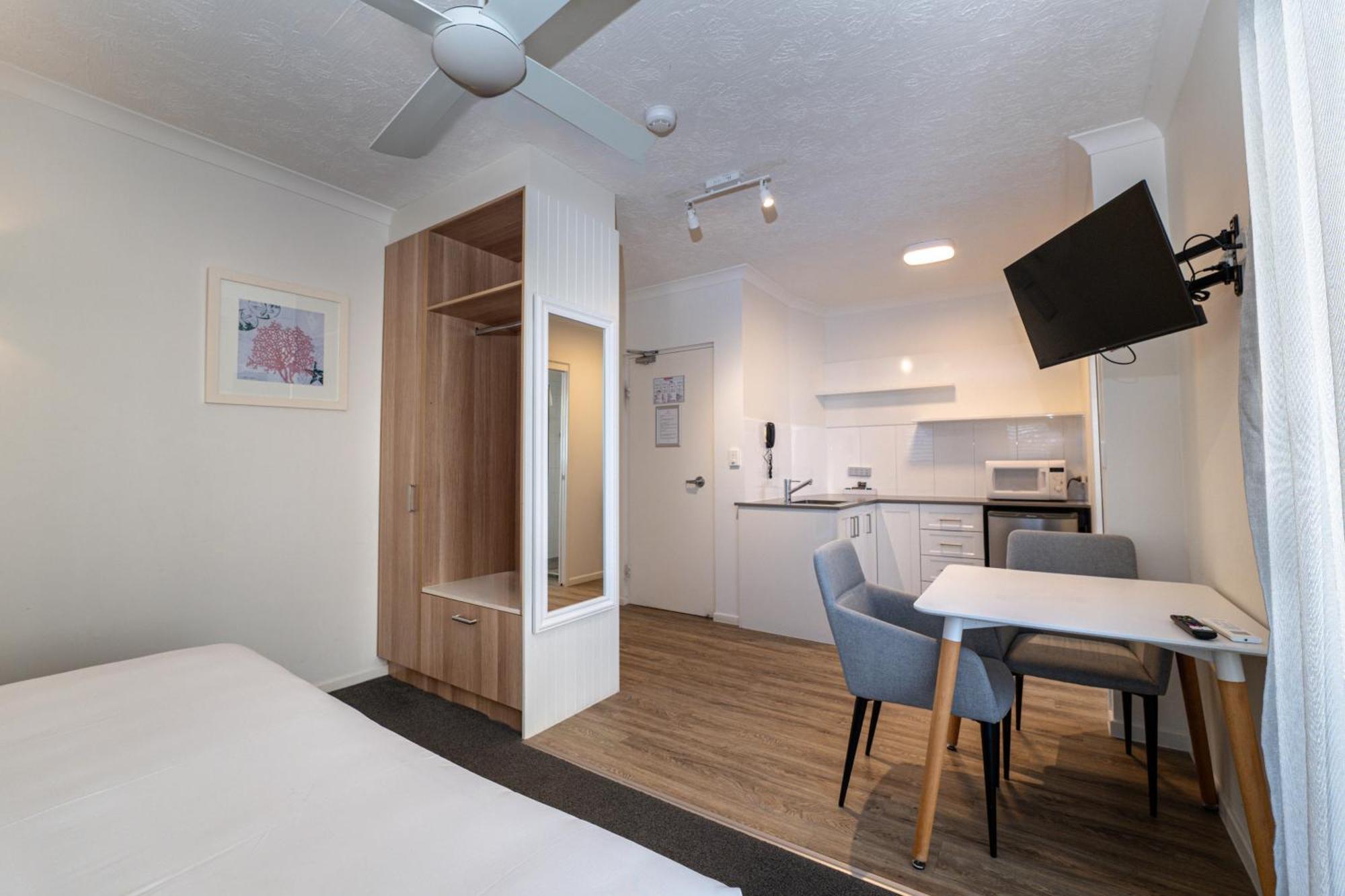 Aparthotel Twin Quays Noosa à Noosaville Extérieur photo